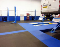 什么是車間工業(yè)地板磚？博鴿提供多種尺寸規(guī)格車間工業(yè)地板磚